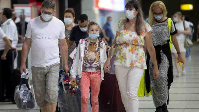 Rusların &#8216;kadife sezonda&#8217; en fazla para harcadığı ülke Türkiye oldu